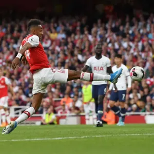 Arsenal's Aubameyang Scores Second Goal Against Tottenham in 2019-20 Premier League Arsenal's Aubameyang Scores Second Goal Against Tottenham in 2019-20 Premier League