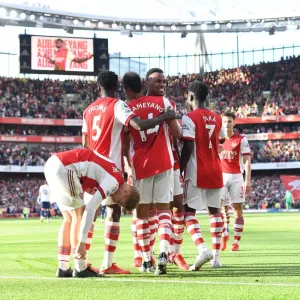Arsenal's Aubameyang Scores Second Goal Against Tottenham in 2021-22 Premier League Arsenal's Aubameyang Scores Second Goal Against Tottenham in 2021-22 Premier League
