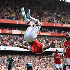 Arsenal's Aubameyang Scores Second Goal vs Burnley in 2019-20 Premier League