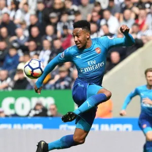 Season 2017-18 Prints: Newcastle United v Arsenal 2017-18