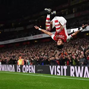 Arsenal's Aubameyang Scores in Victory over Crystal Palace (2021-22)