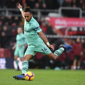 Arsenal's Aubameyang Shines: Premier League Showdown vs. AFC Bournemouth (2018-19) Arsenal's Aubameyang Shines: Premier League Showdown vs. AFC Bournemouth (2018-19)
