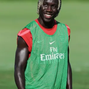 El Arsenal de Bacary Sagna en el entrenamiento en Austria, 2010 El Arsenal de Bacary Sagna en el entrenamiento en Austria, 2010