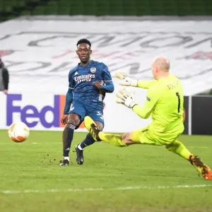Arsenal's Balogun Scores Four in Europa League Victory over Dundalk Arsenal's Balogun Scores Four in Europa League Victory over Dundalk