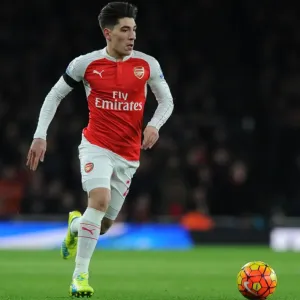 Arsenal's Bellerin Faces Bournemouth in Premier League Showdown (December 2015)