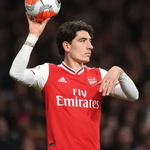 Arsenal's Bellerin Faces Off Against Everton in Premier League Showdown