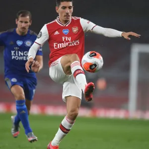 Arsenal's Bellerin Faces Off Against Leicester City in Premier League Showdown