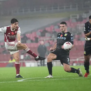 Arsenal's Bellerin Fights Past Villa's McGinn in Premier League Clash