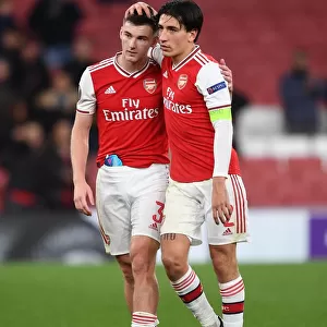 Arsenal's Bellerin and Tierney Celebrate Victory Over Standard Liege in Europa League