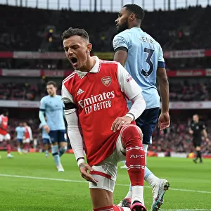 Arsenal's Ben White in Action: Arsenal vs. Brentford, Premier League 2022-23