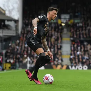 Arsenal's Ben White in Action: Fulham vs Arsenal (2022-23)