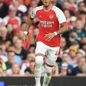 Arsenal's Ben White Chases the Ball Against Manchester City - Premier League 2023-24 Arsenal's Ben White Chases the Ball Against Manchester City - Premier League 2023-24