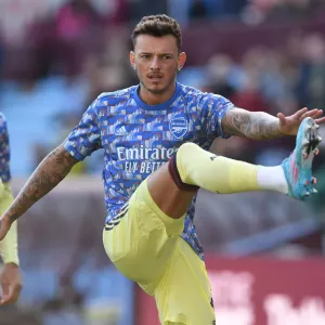 Arsenal's Ben White Gears Up for Aston Villa Clash in Premier League Arsenal's Ben White Gears Up for Aston Villa Clash in Premier League