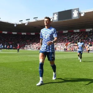 Arsenal's Ben White Gears Up for Southampton Clash in Premier League Showdown (2021-22)