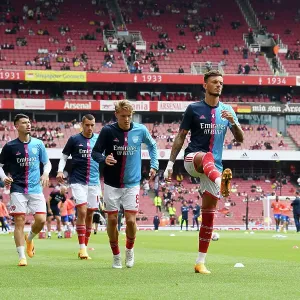 Arsenal's Ben White Gears Up: Arsenal FC vs Brighton & Hove Albion, Premier League 2022-23