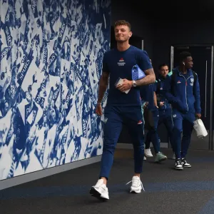 Arsenal's Ben White Goes Head-to-Head with Tottenham Hotspur in Premier League Clash Arsenal's Ben White Goes Head-to-Head with Tottenham Hotspur in Premier League Clash