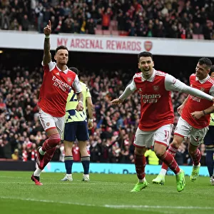 Arsenal's Ben White Scores Second Goal: Arsenal FC 2-0 Leeds United (Premier League, 2022-23)