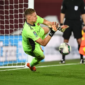 Arsenal's Bernd Leno Saves Two Penalties in Thrilling Carabao Cup Shootout vs. Liverpool