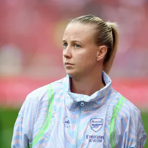 Arsenal's Beth Mead: Unyielding Focus Amidst Barclays Women's Super League Battle Against Liverpool (2023-24) Arsenal's Beth Mead: Unyielding Focus Amidst Barclays Women's Super League Battle Against Liverpool (2023-24)