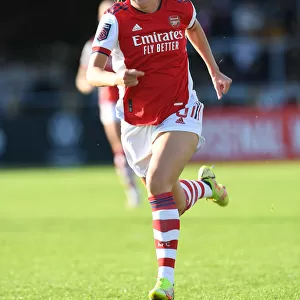Arsenal's Beth Mead in Action: Arsenal Women vs Everton Women (FA WSL, 2021-22)
