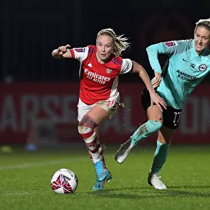 Arsenal's Beth Mead Goes Head-to-Head with Brighton's Kullberg in FA WSL Clash at Meadow Park