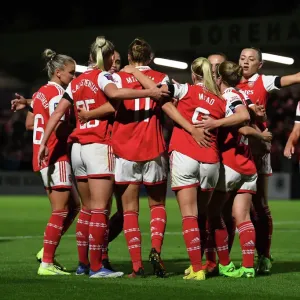 Arsenal's Beth Mead Scores Hat-Trick in Super League Win Against Brighton