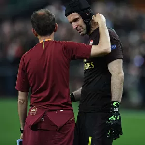 Arsenal's Bittersweet Europa League Final Defeat: Petr Cech Consoled by Javi Garcia after Loss to Chelsea