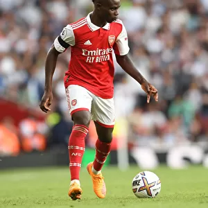 Arsenal's Bukayo Saka in Action: Arsenal vs. Fulham, 2022-23 Premier League