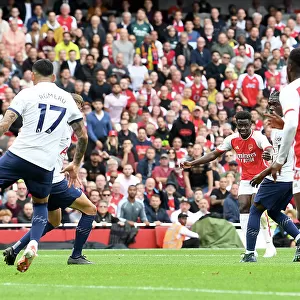 Arsenal's Bukayo Saka Scores First Goal: Arsenal FC vs. Tottenham Hotspur, Premier League 2023-24