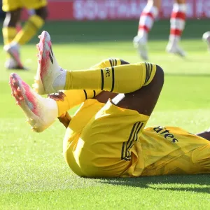 Arsenal's Bukayo Saka Suffers Injury in Southampton Clash (2019-20) Arsenal's Bukayo Saka Suffers Injury in Southampton Clash (2019-20)