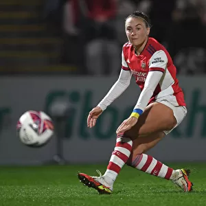 Arsenal's Caitlin Foord in Action: Arsenal Women vs Reading Women, FA WSL 2021-22