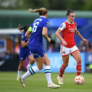 Arsenal's Caitlin Foord Fights for Possession against Chelsea in FA Women's Super League Match