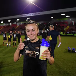 Arsenal's Caitlin Foord Poses after Brighton & Hove Albion Clash in FA Women's Super League