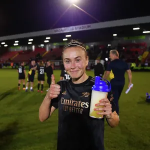 Arsenal's Caitlin Foord Poses after Brighton & Hove Albion Clash in FA Women's Super League Arsenal's Caitlin Foord Poses after Brighton & Hove Albion Clash in FA Women's Super League