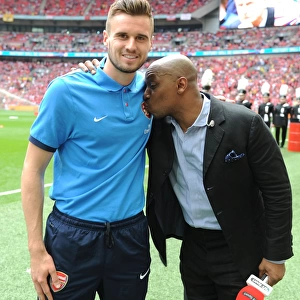 Arsenal's Carl Jenkinson Meets Ian Wright Before FA Cup Final vs Hull City