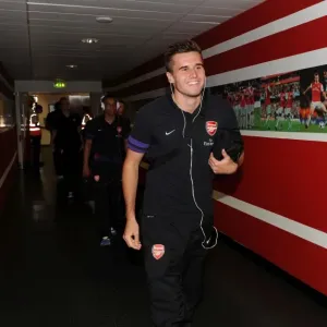 Arsenal's Carl Jenkinson Ready for Action Against Sunderland (2012-13) Arsenal's Carl Jenkinson Ready for Action Against Sunderland (2012-13)