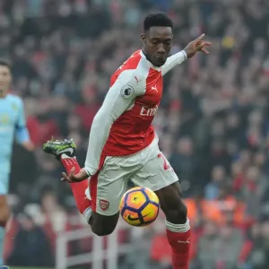 Arsenal's Danny Welbeck in Action Against Burnley - Premier League 2016-17