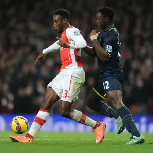 Arsenal's Danny Welbeck Outmuscles Victor Wanyama in Intense Premier League Clash