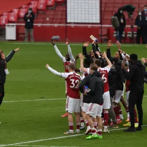 Arsenal's David Luiz and Teammates Celebrate Hard-Fought Victory Over Brighton & Hove Albion (2020-21 Premier League) Arsenal's David Luiz and Teammates Celebrate Hard-Fought Victory Over Brighton & Hove Albion (2020-21 Premier League)