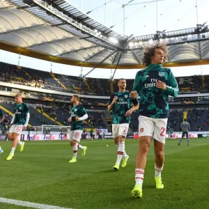Arsenal's David Luiz Warming Up Ahead of Eintracht Frankfurt Clash in Europa League Group F Arsenal's David Luiz Warming Up Ahead of Eintracht Frankfurt Clash in Europa League Group F