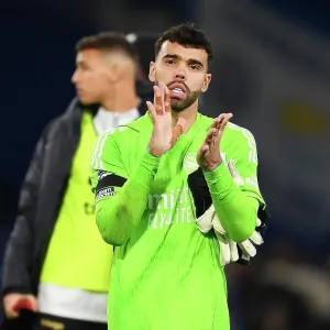 Arsenal's David Raya Applauding Fans: Chelsea vs Arsenal, Premier League 2023-24