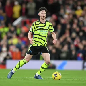 Arsenal's Declan Rice Faces Off Against Liverpool in Premier League Clash (2023-24) Arsenal's Declan Rice Faces Off Against Liverpool in Premier League Clash (2023-24)