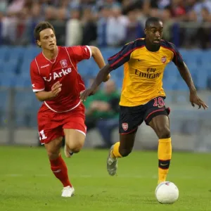 Arsenal's Djourou Shines as Gunners Top Twente's Arnautovic: 2-0 Champions League Victory Arsenal's Djourou Shines as Gunners Top Twente's Arnautovic: 2-0 Champions League Victory