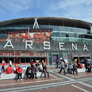 Arsenal's Dominance: 6-1 Thrashing of Southampton in Premier League at Emirates Stadium