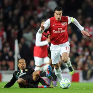 Arsenal's Dominance: RvP's Hat-Trick Leads Arsenal to 3-0 Victory over AC Milan in Champions League Arsenal's Dominance: RvP's Hat-Trick Leads Arsenal to 3-0 Victory over AC Milan in Champions League