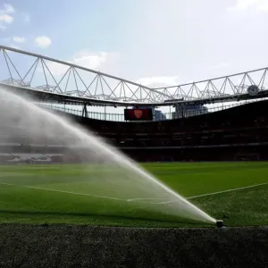 Arsenal's Dominant Performance: 4-0 Win Against Watford in a Rain-Soaked Emirates Arsenal's Dominant Performance: 4-0 Win Against Watford in a Rain-Soaked Emirates