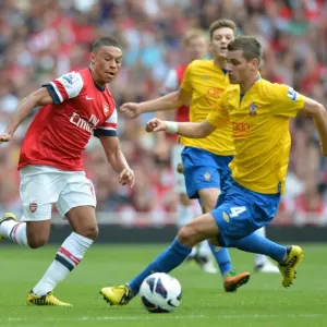Arsenal's Dominant Victory: Oxlade-Chamberlain's Brilliant Performance in Arsenal's 6-1 Thrashing of Southampton Arsenal's Dominant Victory: Oxlade-Chamberlain's Brilliant Performance in Arsenal's 6-1 Thrashing of Southampton