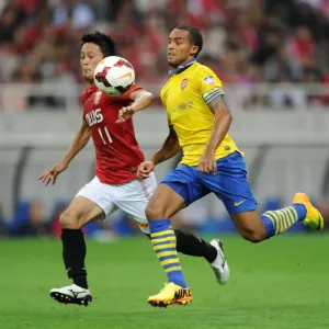 Arsenal's East Asian Battle: Theo Walcott vs. Kunimitsu Sekiguchi (2013) Arsenal's East Asian Battle: Theo Walcott vs. Kunimitsu Sekiguchi (2013)
