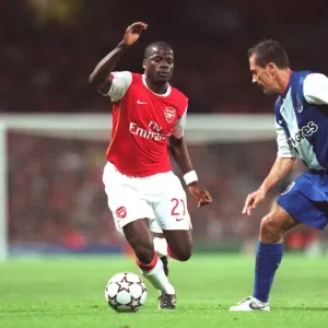 Arsenal's Eboue and Costa Clash in Champions League: Arsenal 2-0 FC Porto, Group G, Emirates Stadium, 2006