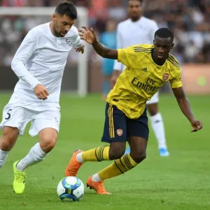 Arsenal's Eddie Nketiah Closes Down Angers Thomas Mangani in 2019 Pre-Season Friendly